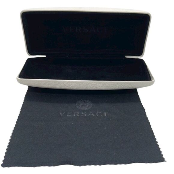 Versace Hardsided Clamshell Leather Case In Cream with Silver Embossed V… - Picture 5 of 8